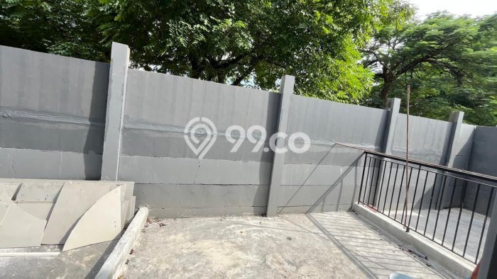 Unit Ruko Dijual di Rungkut Surabaya 300m2 Unit Ruko Dijual di Rungkut Surabaya 300m2