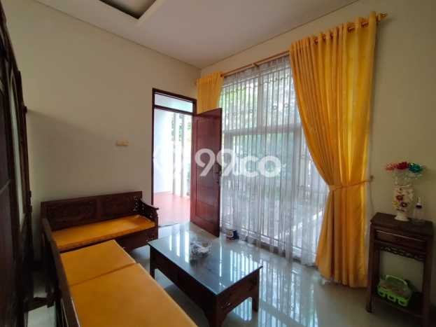 Rumah Elit LB 300m2 Siap Huni Desain Elegan di Semeru, Semarang Rumah Elit LB 300m2 Siap Huni Desain Elegan di Semeru, Semarang