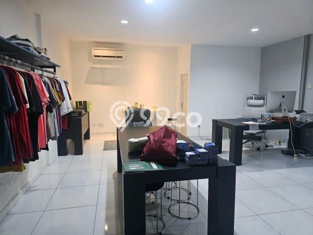 Dijual! Komersial di Citarum Semarang LT 213m2 / LB 426m2 Kawasan Strategis Dijual! Komersial di Citarum Semarang LT 213m2 / LB 426m2 Kawasan Strategis