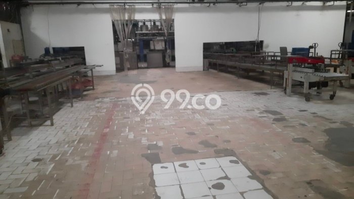 Area Ramai! Pabrik Dijual di Kaliwungu untuk Bisnis Luas Bangunan 4000m2 Area Ramai! Pabrik Dijual di Kaliwungu untuk Bisnis Luas Bangunan 4000m2