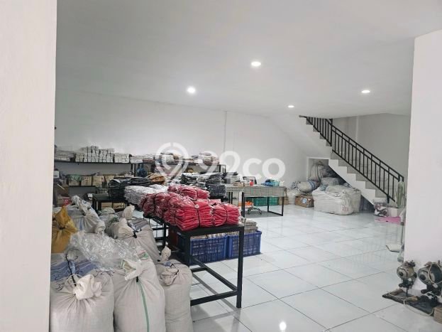 Dijual! Komersial di Citarum Semarang LT 213m2 / LB 426m2 Kawasan Strategis Dijual! Komersial di Citarum Semarang LT 213m2 / LB 426m2 Kawasan Strategis