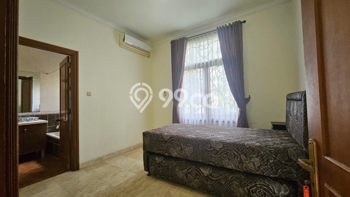 Rumah Disewakan Tangerang LT 326m2 LB 250m2 Kawasan BSD City Rumah Disewakan Tangerang LT 326m2 LB 250m2 Kawasan BSD City