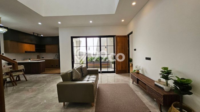 Best Deal Hunian Mewah Ideal dan Luas di BSD, Tangerang Selatan Best Deal Hunian Mewah Ideal dan Luas di BSD, Tangerang Selatan