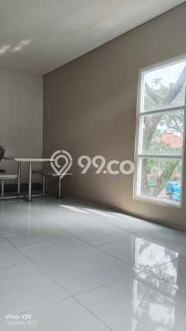 Rumah Luas Asri 4 KT Siap Pakai di Sektor 9-Bintaro Tangerang Selatan Rumah Luas Asri 4 KT Siap Pakai di Sektor 9-Bintaro Tangerang Selatan