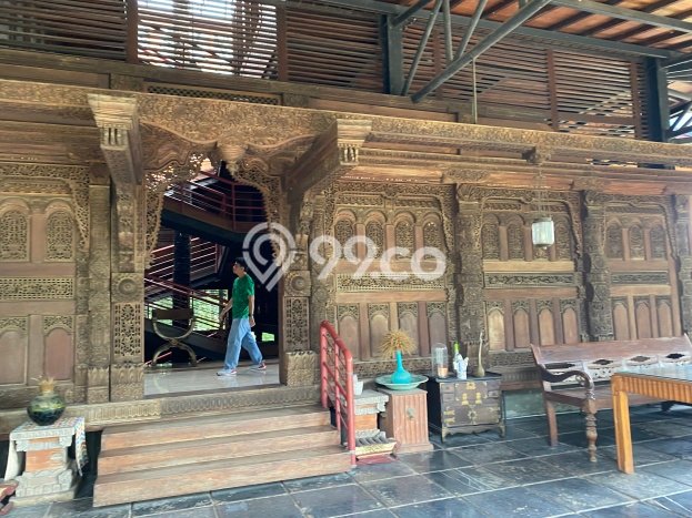 Rumah Mewah LB 806m2 Siap Pakai Desain Elegan di Ciganjur, Jakarta Selatan Rumah Mewah LB 806m2 Siap Pakai Desain Elegan di Ciganjur, Jakarta Selatan