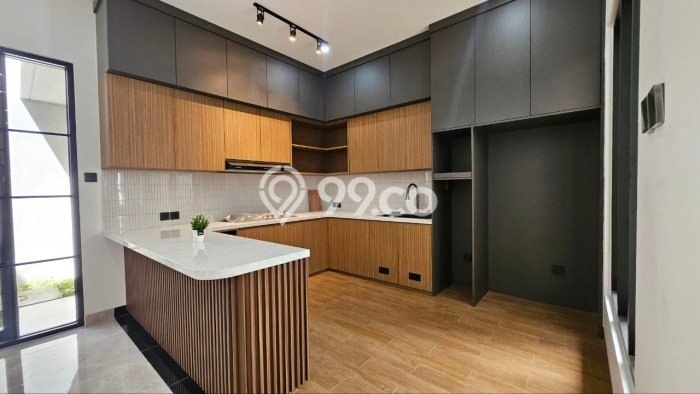 Best Deal Hunian Mewah Ideal dan Luas di BSD, Tangerang Selatan Best Deal Hunian Mewah Ideal dan Luas di BSD, Tangerang Selatan