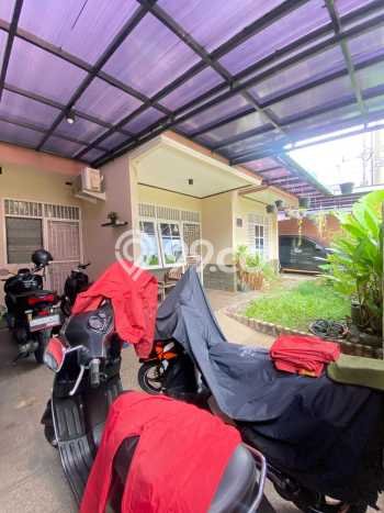 Rumah Modern Cantik 4 KT Bisa Langsung Pindah di Pamulang Rumah Modern Cantik 4 KT Bisa Langsung Pindah di Pamulang