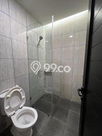 Rumah Strategis Modern Lb 120m2 di Ciputat, Tangerang Selatan Rumah Strategis Modern Lb 120m2 di Ciputat, Tangerang Selatan