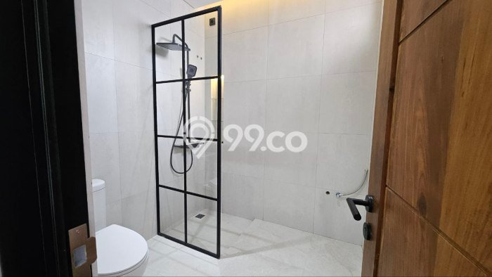 Best Deal Hunian Mewah Ideal dan Luas di BSD, Tangerang Selatan Best Deal Hunian Mewah Ideal dan Luas di BSD, Tangerang Selatan