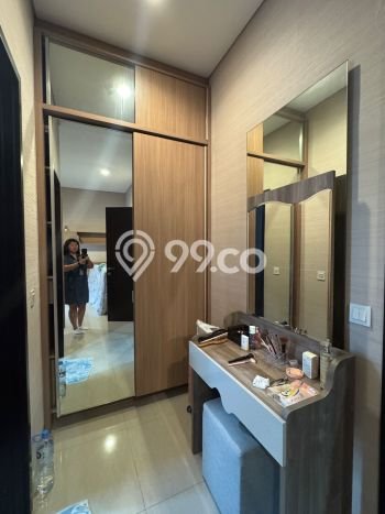 Rumah Modern 2 KT di BSD City Tangerang Semi Furnished Rumah Modern 2 KT di BSD City Tangerang Semi Furnished