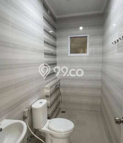Jual Rumah Mewah Megah Dengan View Eksklusif di Gading Serpong, Tangerang Jual Rumah Mewah Megah Dengan View Eksklusif di Gading Serpong, Tangerang