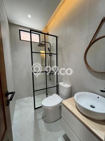 For Sale! Luxury House LT 180m2 Desain Modern di BSD City For Sale! Luxury House LT 180m2 Desain Modern di BSD City