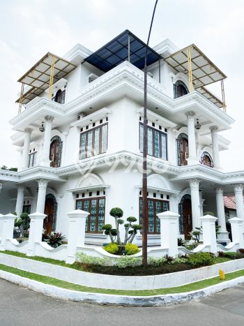 Rumah Mewah Dijual LT 289m2 di Kelapa Dua, Tangerang Rumah Mewah Dijual LT 289m2 di Kelapa Dua, Tangerang