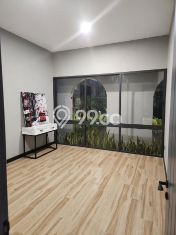 Jual Rumah Luas Elegan Dengan View Cantik di BSD City, Tangerang Jual Rumah Luas Elegan Dengan View Cantik di BSD City, Tangerang