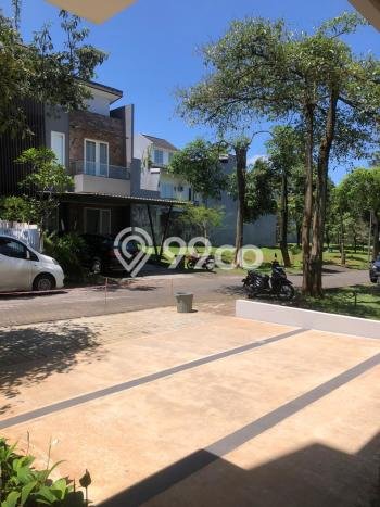 Hunian Elit LB 256m2 Siap Huni Desain Elegan di BSD City, Tangerang Hunian Elit LB 256m2 Siap Huni Desain Elegan di BSD City, Tangerang