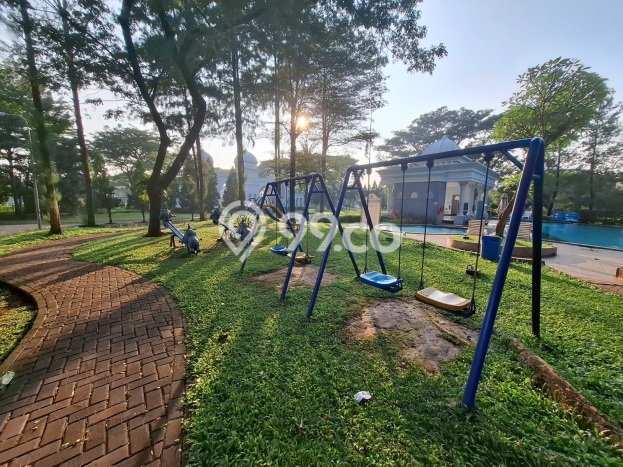 Jual Rumah Mewah Megah Dengan View Eksklusif di Gading Serpong, Tangerang Jual Rumah Mewah Megah Dengan View Eksklusif di Gading Serpong, Tangerang