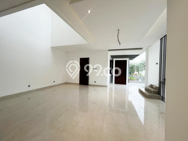 Dijual Rumah Luas Megah Dengan View Eksklusif di BSD City, Tangerang Dijual Rumah Luas Megah Dengan View Eksklusif di BSD City, Tangerang