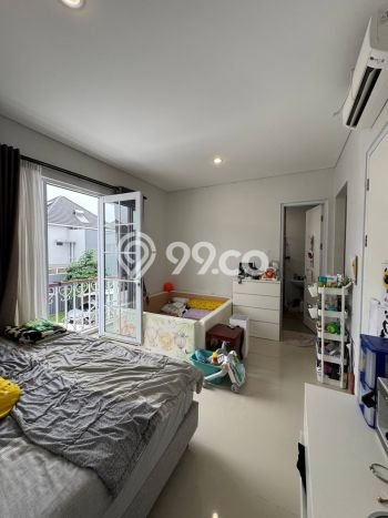 Rumah Elit Modern Siap Huni di Gading Serpong Tangerang Rumah Elit Modern Siap Huni di Gading Serpong Tangerang
