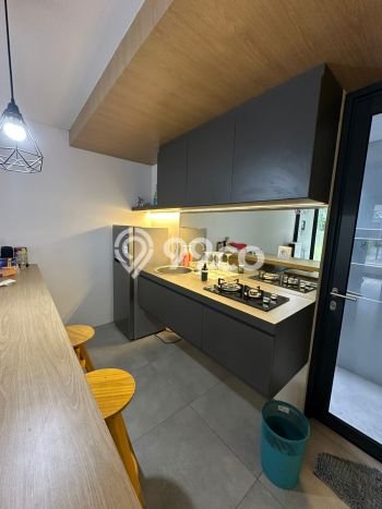 Rumah Luas Asri 3 KT Siap Huni di BSD City Tangerang Rumah Luas Asri 3 KT Siap Huni di BSD City Tangerang