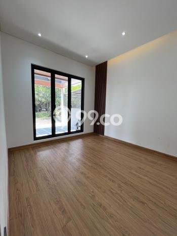 For Sale! Luxury House LT 180m2 Desain Modern di BSD City For Sale! Luxury House LT 180m2 Desain Modern di BSD City