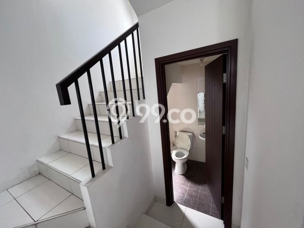 Sewa Rumah Murah di BSD City Tangerang Punya 6 KT Sewa Rumah Murah di BSD City Tangerang Punya 6 KT