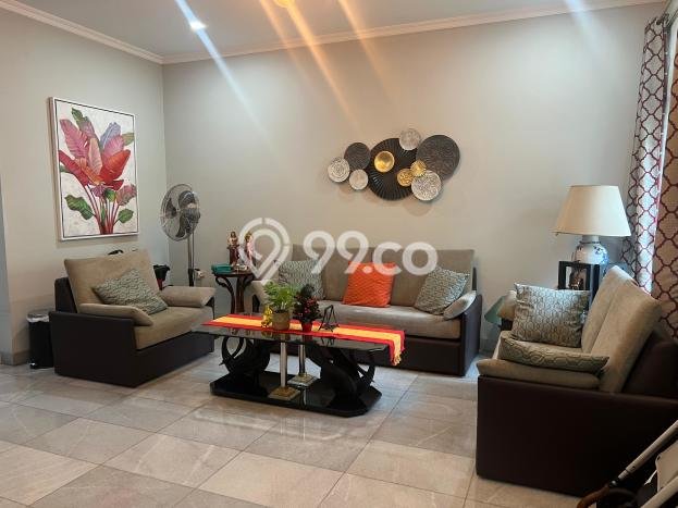 For Sale! Luxury House LT 255m2 Desain Modern di Puri Indah For Sale! Luxury House LT 255m2 Desain Modern di Puri Indah