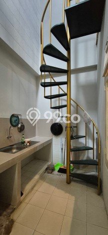 Jual Rumah Mewah Elegan Dengan View Eksklusif di Puri Indah, Jakarta Barat Jual Rumah Mewah Elegan Dengan View Eksklusif di Puri Indah, Jakarta Barat