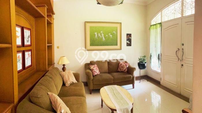 Ready to Use! Premium House LT 340m2 Desain Elegan di Puri Indah Ready to Use! Premium House LT 340m2 Desain Elegan di Puri Indah