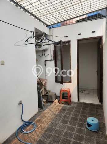 Rumah sewa siap pakai 3 KT di Muara Karang, Jakarta Utara Rumah sewa siap pakai 3 KT di Muara Karang, Jakarta Utara