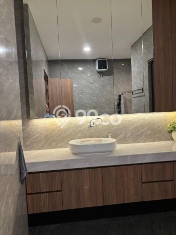 Hunian Elit LB 420m2 Siap Pakai Desain Elegan di Permata Buana, Jakarta Barat Hunian Elit LB 420m2 Siap Pakai Desain Elegan di Permata Buana, Jakarta Barat