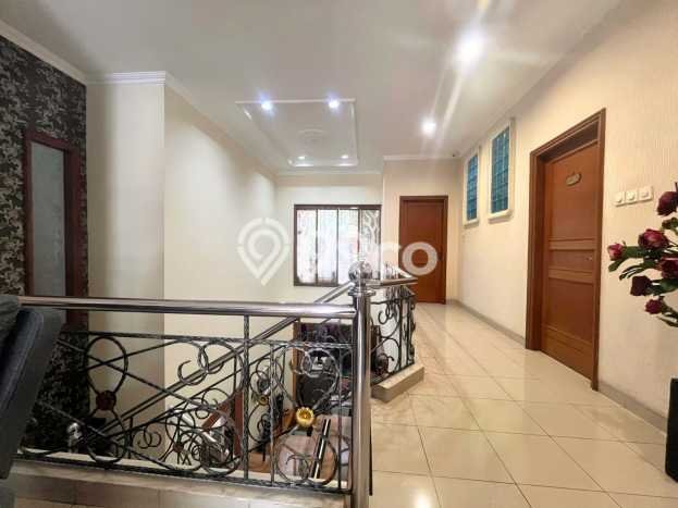 For Sale! Luxury House LT 200m2 Desain Modern di Permata Buana For Sale! Luxury House LT 200m2 Desain Modern di Permata Buana