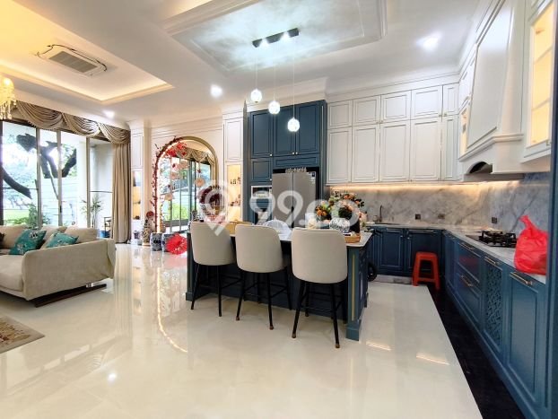 Rumah Elit Modern Tanpa Renovasi di Green Lake City Jakarta Barat Rumah Elit Modern Tanpa Renovasi di Green Lake City Jakarta Barat