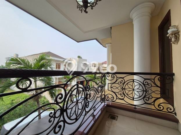 Rumah Eksklusif Best Location di Jakarta Barat, DKI Jakarta Rumah Eksklusif Best Location di Jakarta Barat, DKI Jakarta