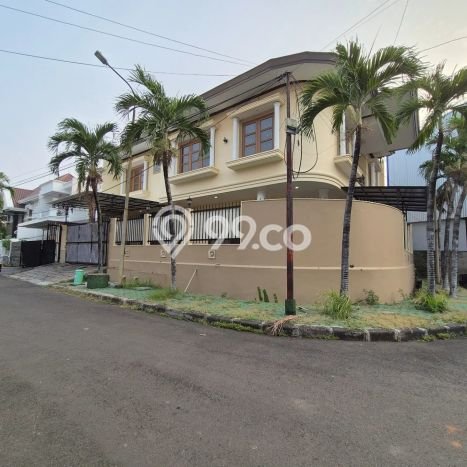 Rumah Eksklusif Best Location di Jakarta Barat, DKI Jakarta Rumah Eksklusif Best Location di Jakarta Barat, DKI Jakarta