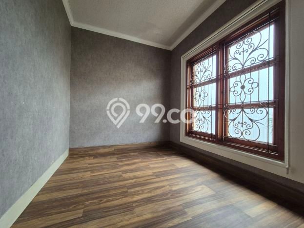 Rumah Eksklusif Best Location di Jakarta Barat, DKI Jakarta Rumah Eksklusif Best Location di Jakarta Barat, DKI Jakarta