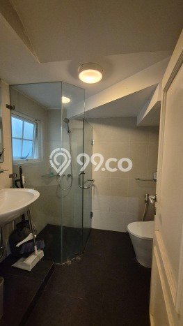 Dijual Rumah Premium dengan Fasilitas Sekitar Komplit di Kembangan, Jakarta Barat Dijual Rumah Premium dengan Fasilitas Sekitar Komplit di Kembangan, Jakarta Barat