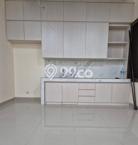 Jarang Ada! Rumah Sewa 5 Kamar Nyaman Siap Huni Permata Buana Jarang Ada! Rumah Sewa 5 Kamar Nyaman Siap Huni Permata Buana