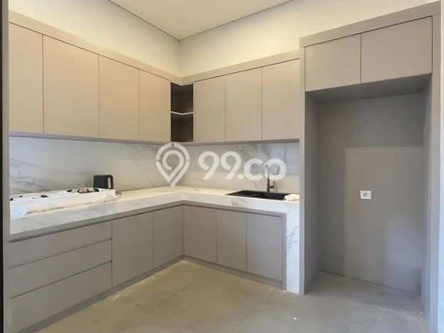 Hunian Elit LB 320m2 Siap Huni Desain Elegan di Permata Buana, Jakarta Barat Hunian Elit LB 320m2 Siap Huni Desain Elegan di Permata Buana, Jakarta Barat
