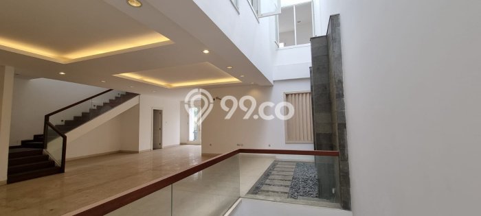 Rumah Luxury Modern Siap Huni di Puri Indah Jakarta Barat Rumah Luxury Modern Siap Huni di Puri Indah Jakarta Barat