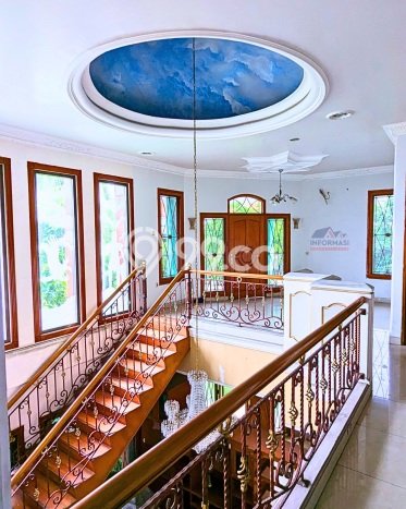 Rumah sewa siap huni 6 KT di Puri Indah, Jakarta Barat Rumah sewa siap huni 6 KT di Puri Indah, Jakarta Barat