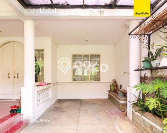 Jual Rumah Luas Elegan Dengan View Cantik di Sektor 1 - Bintaro, Jakarta Selatan Jual Rumah Luas Elegan Dengan View Cantik di Sektor 1 - Bintaro, Jakarta Selatan