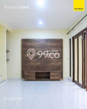 Rumah Modern LB/LT 250m2/150m2 Dijual Area Sektor 9-Bintaro, Tangerang Selatan Rumah Modern LB/LT 250m2/150m2 Dijual Area Sektor 9-Bintaro, Tangerang Selatan