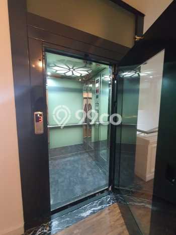 Komersial Usaha Dijual di Tebet Jakarta Selatan LT 495m2 & LB 1300m2 Komersial Usaha Dijual di Tebet Jakarta Selatan LT 495m2 & LB 1300m2