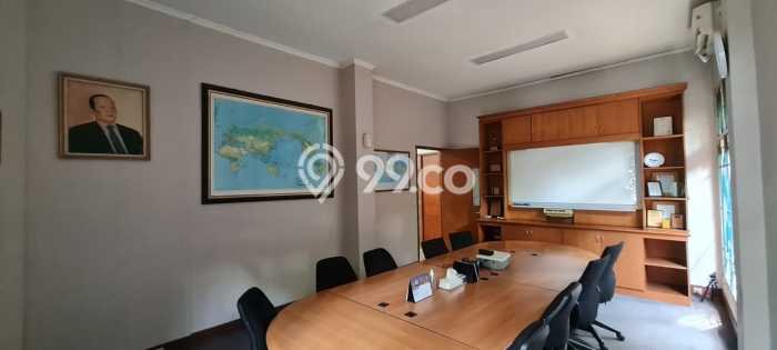 Komersial Bagus Dijual LB 786m2 Lokasi Strategis Jakarta Selatan Area Cocok untuk Berbisnis Komersial Bagus Dijual LB 786m2 Lokasi Strategis Jakarta Selatan Area Cocok untuk Berbisnis