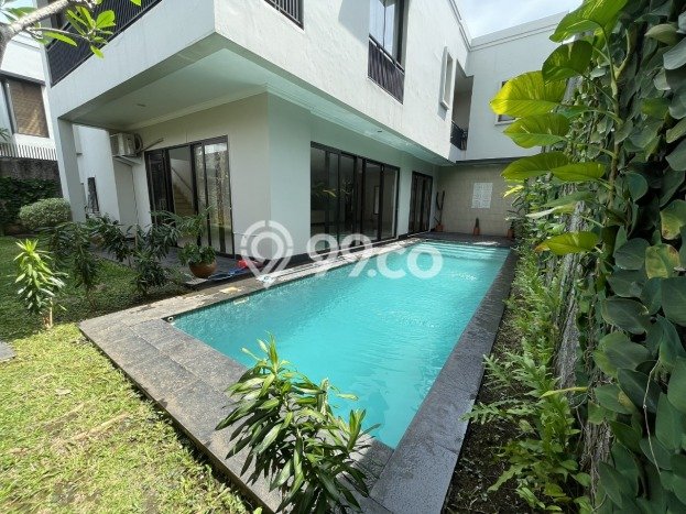Hunian Modern dengan LT 500m2 & LB 1000m2 Dikontrakkan di Kemang Hunian Modern dengan LT 500m2 & LB 1000m2 Dikontrakkan di Kemang