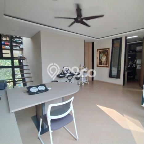 HUNIAN BERKELAS! Rumah Exclusive Gading Serpong Serenade Lake, Tangerang, LT 144m² LB 198m² HUNIAN BERKELAS! Rumah Exclusive Gading Serpong Serenade Lake, Tangerang, LT 144m² LB 198m²
