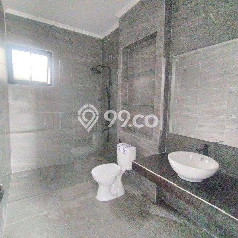 Rumah PREMIUM area BSD Nusaloka, Tangerang, LT 180m² LB 220m² KESEMPATAN TERBATAS! Rumah PREMIUM area BSD Nusaloka, Tangerang, LT 180m² LB 220m² KESEMPATAN TERBATAS!