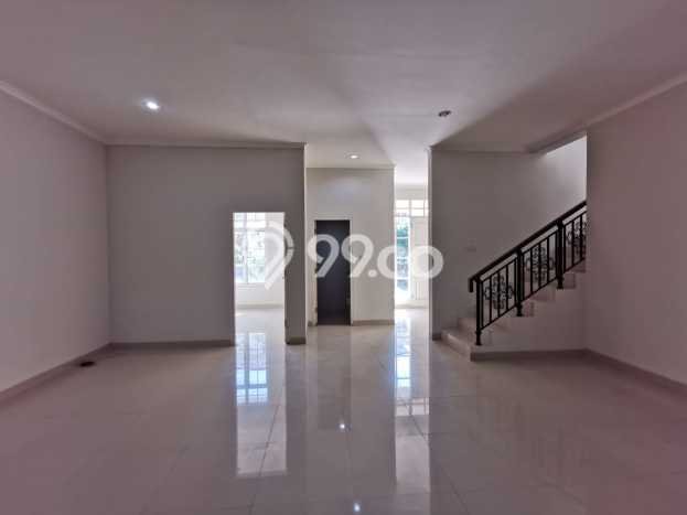 Rumah Elit LB 181m2 Siap Pakai Desain Elegan di Gading Serpong, Tangerang Rumah Elit LB 181m2 Siap Pakai Desain Elegan di Gading Serpong, Tangerang