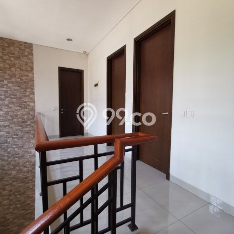 Rumah Elit Modern Siap Huni di BSD Green Wich Tangerang Rumah Elit Modern Siap Huni di BSD Green Wich Tangerang