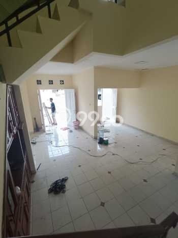 Rumah Minimalis 3 KT LT 90m2 di Taman Palem Rumah Minimalis 3 KT LT 90m2 di Taman Palem